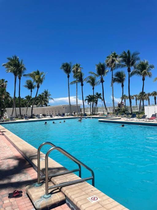 Charming Studio City View! Miami Beach Dış mekan fotoğraf
