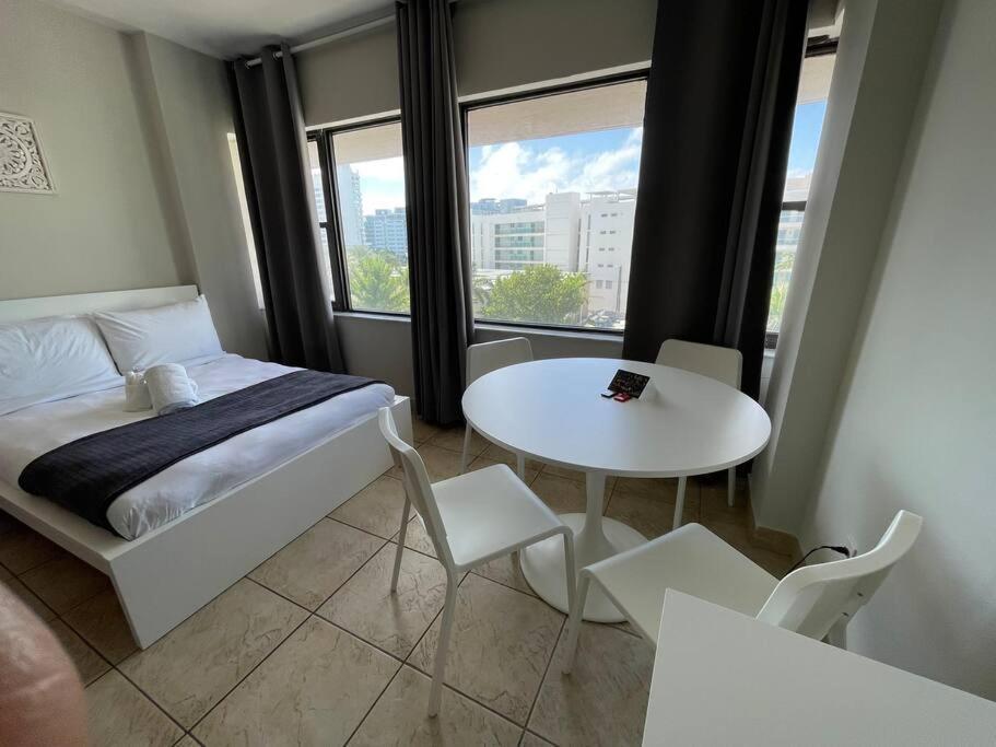 Charming Studio City View! Miami Beach Dış mekan fotoğraf